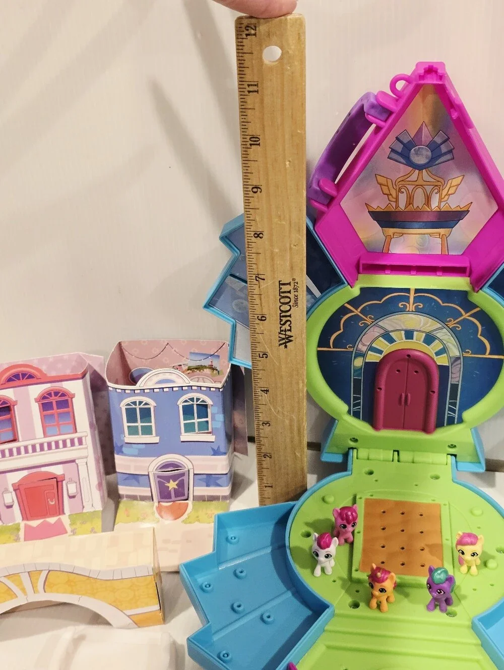 My Little Pony Mini World Magic Epic Mini Crystal Brighthouse Playset